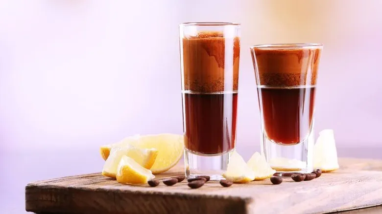 25 Cócteles de Postre: Recetas Dulces y Deliciosas para Cada Ocasión