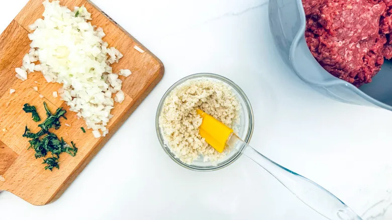 Albóndigas Italianas Clásicas: Receta Auténtica con Salsa Marinara Casera