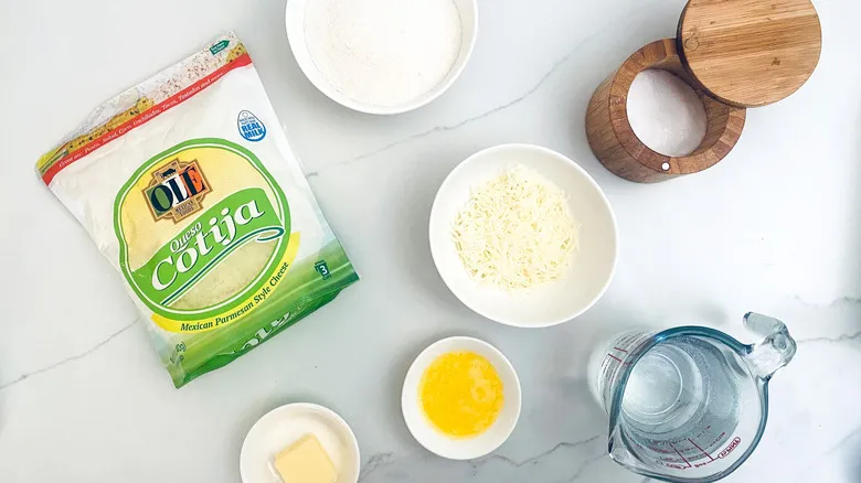 Arepas Rellenas de Queso: La Receta Perfecta y Tradicional para Disfrutar en Casa