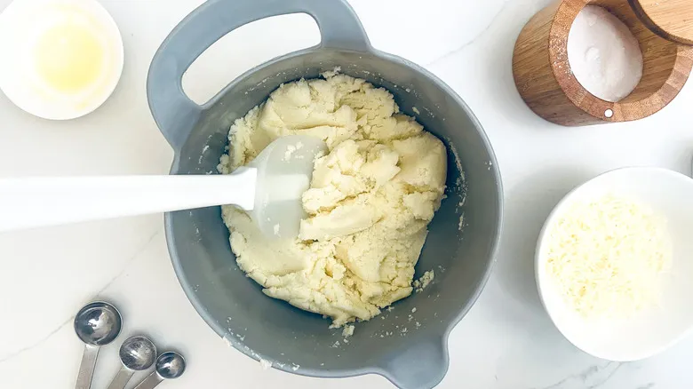 Arepas Rellenas de Queso: La Receta Perfecta y Tradicional para Disfrutar en Casa