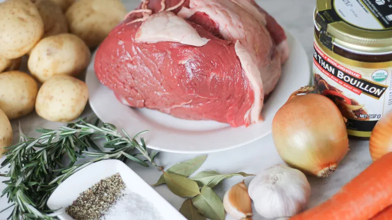 Asado de Olla de Res: La Receta Clásica Perfecta para un Domingo Familiar