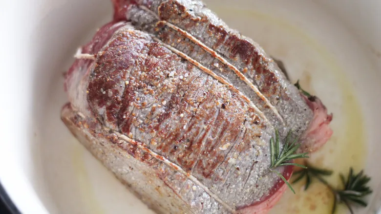 Asado de Olla de Res: La Receta Clásica Perfecta para un Domingo Familiar