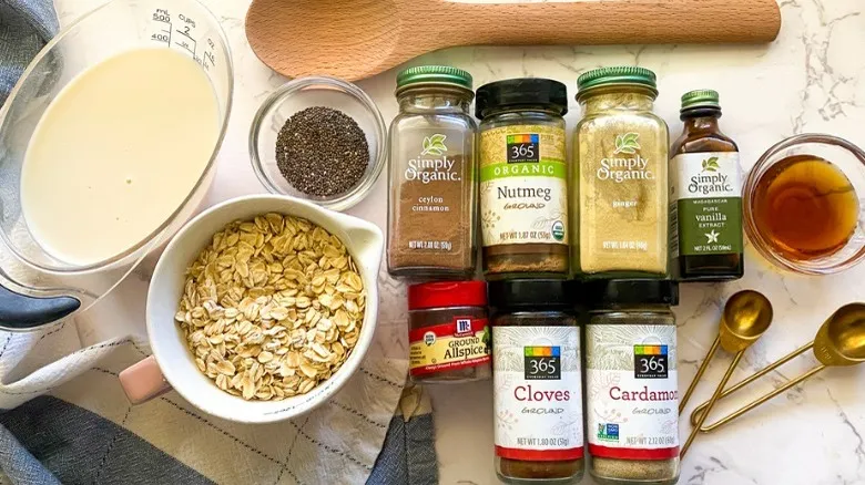 Avena Nocturna con Especias Chai: Receta Saludable y Práctica para un Desayuno Energético