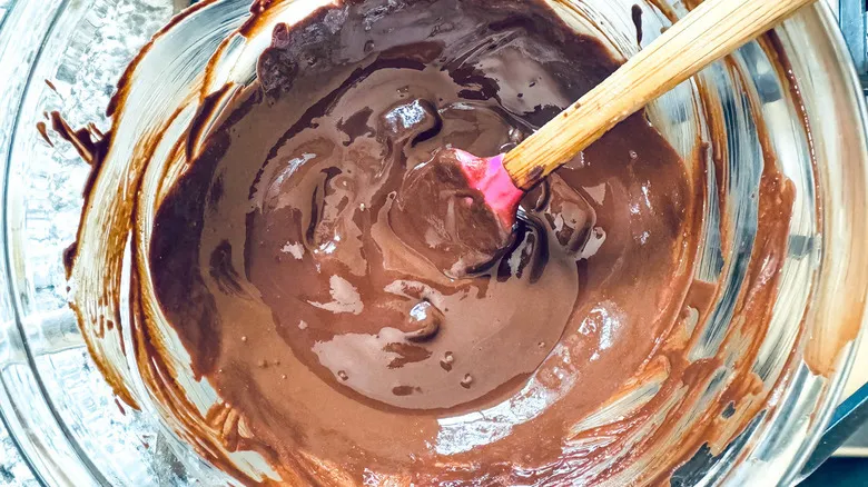 Barras de Chocolate Rellenas de Tahini Salado: Una Delicia Saludable y Exquisita