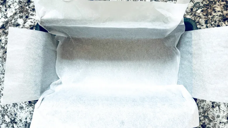 Barras de Chocolate Rellenas de Tahini Salado: Una Delicia Saludable y Exquisita