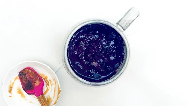 Brownie en Taza de Mantequilla de Almendras: Receta Fácil y Rápida para un Postre Individual Perfecto