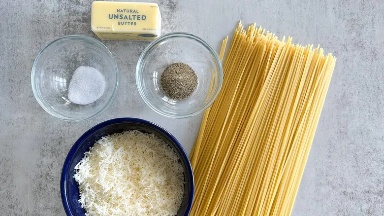 Cacio e Pepe: Descubre la Auténtica Receta Italiana de Pasta en Menos de 30 Minutos