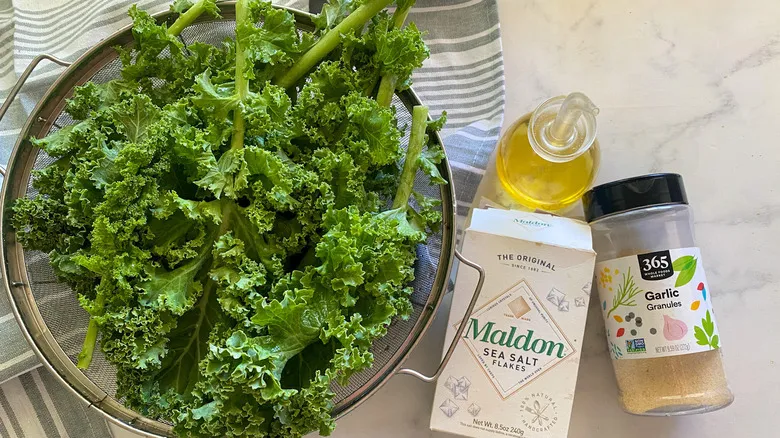 Chips de Kale Horneados: La Receta Saludable y Nutritiva para un Snack Perfecto