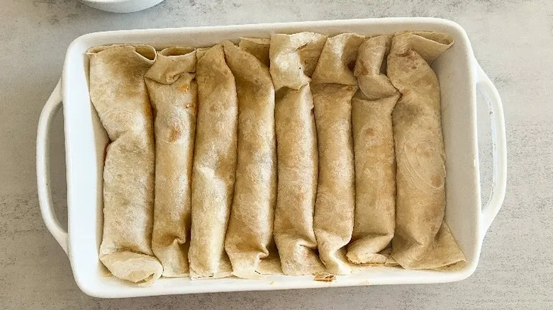 Enchiladas de Pollo, Chile y Queso: La Receta Definitiva para una Cena Rápida y Deliciosa