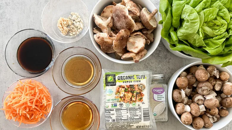 Envolturas de Lechuga con Tofu y Champiñones: Receta Vegana Fácil y Nutritiva