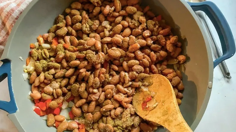 Frijoles Pintos Estilo Mexicano: Receta Fácil, Rápida y Saludable para Toda Ocasión