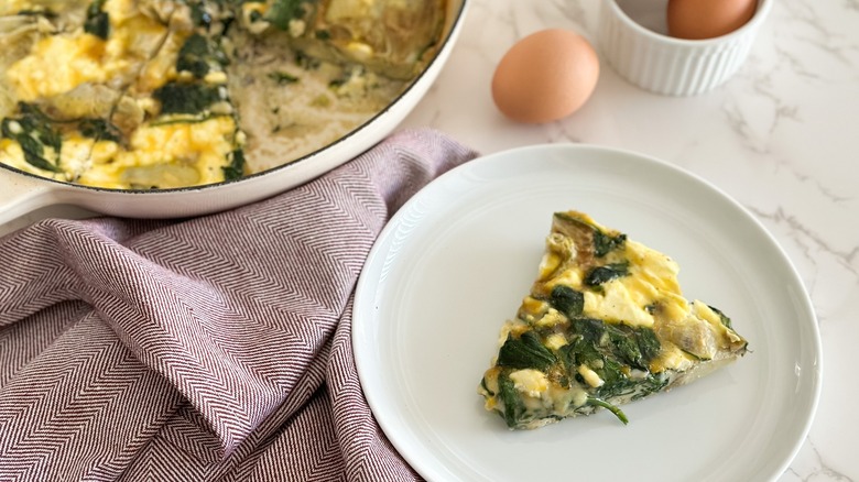 Frittata de Espinacas y Alcachofas: Receta Fácil y Saludable para un Brunch Elegante y Nutritivo