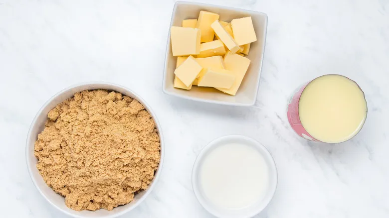 Receta Sencilla de Fudge Casero: El Dulce Cremoso de 4 Ingredientes para Cualquier Ocasión