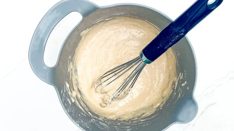 Cómo Preparar el Clásico Funnel Cake con Azúcar y Canela en Casa: Una Receta Fácil para Toda la Familia