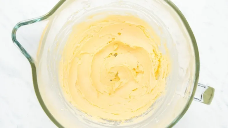 Receta Infalible de Crema de Mantequilla Americana: El Toque Perfecto para tus Cupcakes y Pasteles