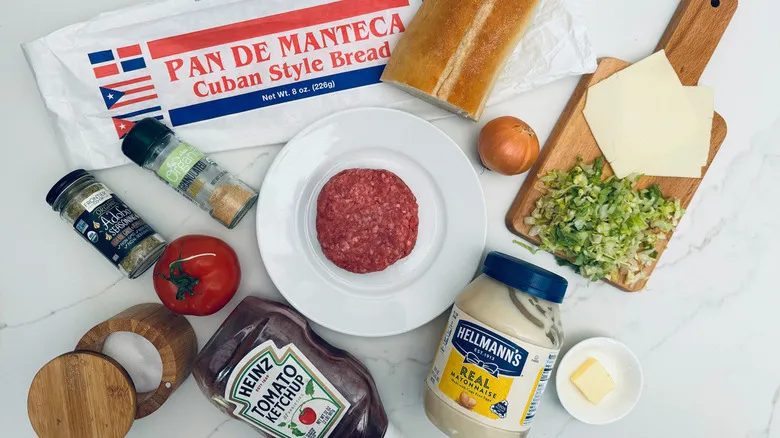 La Guía Definitiva del Sándwich Chopped Cheese: Receta Auténtica al Estilo Bodega de Nueva York