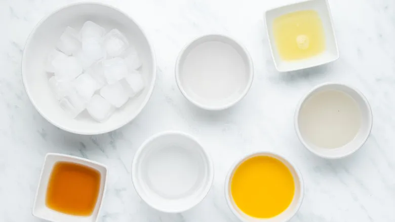 Mai Tai: La Guía Definitiva para Crear el Cóctel Tropical Perfecto en Casa