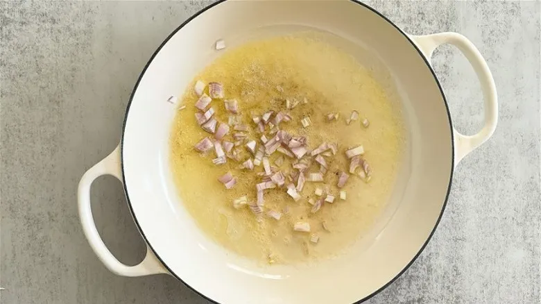 Maíz Cremoso Casero: La Receta de Confort Perfecta para Cualquier Temporada