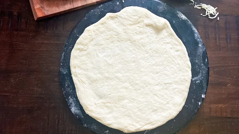 Masa de Pizza Casera Fácil: La Receta Perfecta y Evergreen para Noches Inolvidables