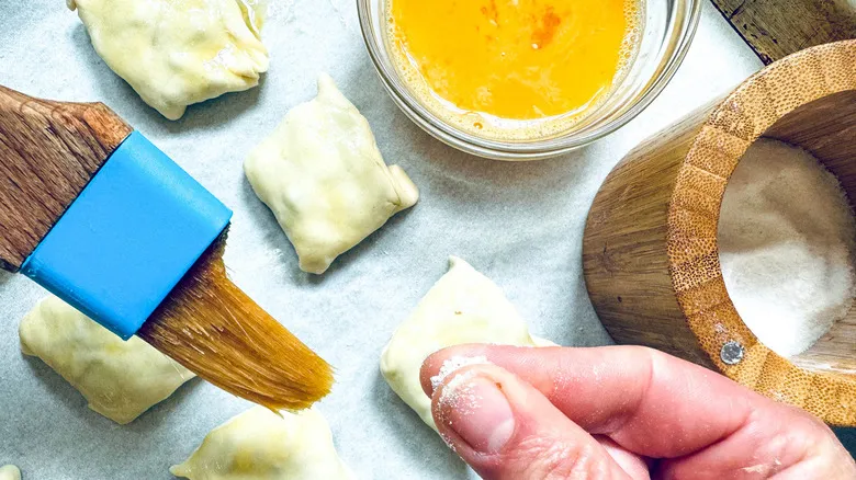 Mini Wellingtons de Champiñones: Receta Fácil para Aperitivos Elegantes