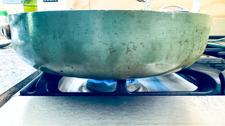 Mini Wellingtons de Champiñones: Receta Fácil para Aperitivos Elegantes