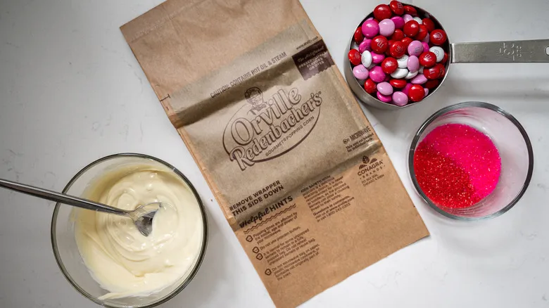 Palomitas Dulces y Saladas: La Receta Festiva Perfecta para Compartir