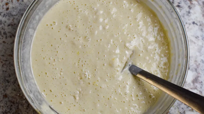 Panqueques de Suero de Leche con Manzana y Canela: Receta Perfecta para un Desayuno Reconfortante