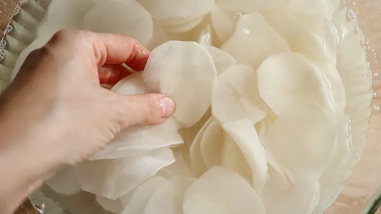 Papas Fritas Caseras: La Receta Definitiva para Crujientes y Deliciosos Snacks