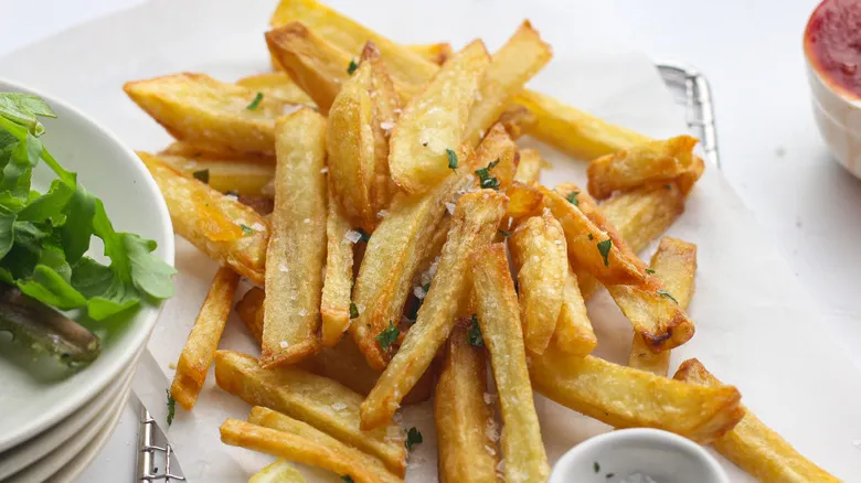 Papas Fritas con Aceite de Trufa: La Receta Definitiva para un Sabor Gourmet en Casa