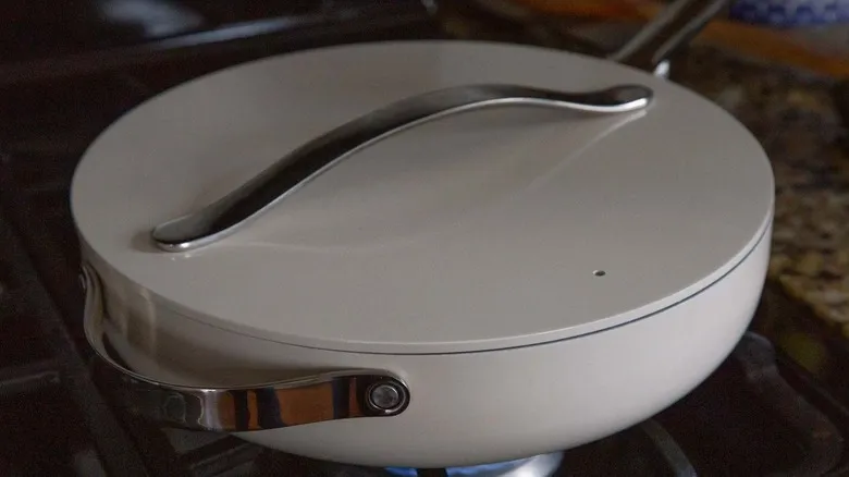 Pastalaya: La Fusión Perfecta de Pasta y Jambalaya en una Receta de Una Sola Sartén