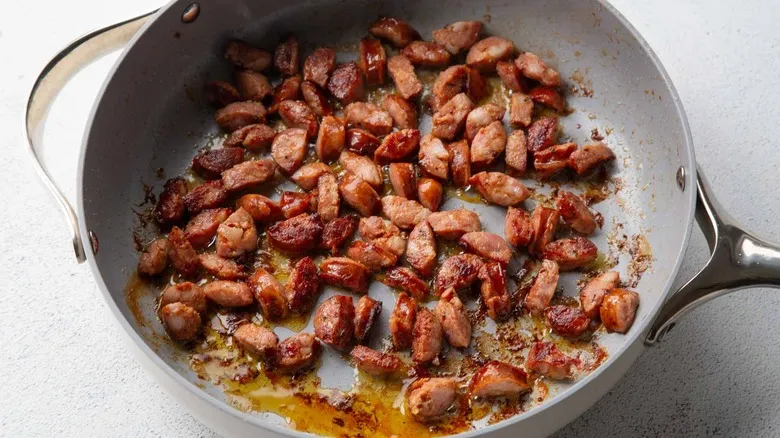 Pastalaya: La Fusión Perfecta de Pasta y Jambalaya en una Receta de Una Sola Sartén