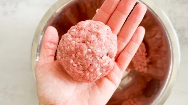 Patty Melt Suizo Clásico: La Receta Definitiva para un Sándwich Reconfortante