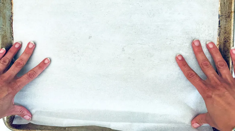 Pizza de Ensalada César con Masa de Pollo: Receta Sin Gluten Innovadora y Deliciosa