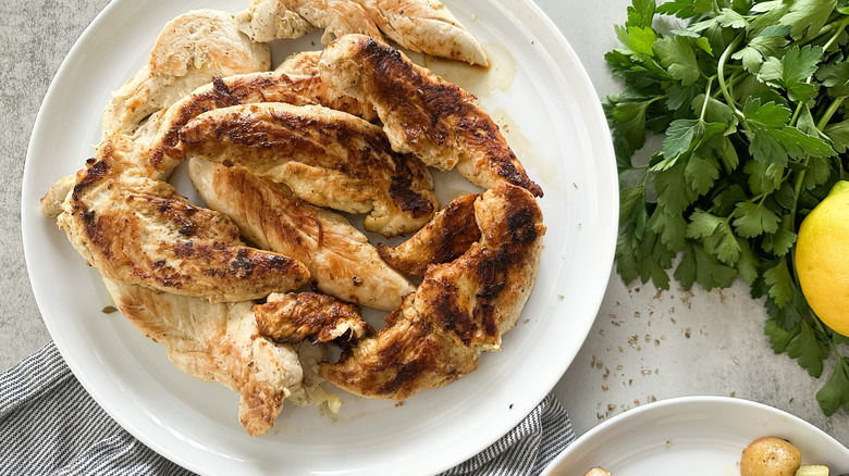 Pollo al Limón Fácil y Nutritivo: Receta Saludable para Cenas Rápidas