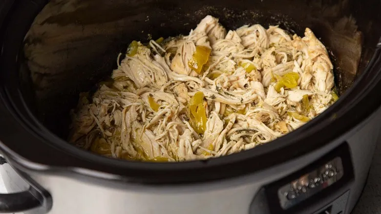 Pollo Mississippi en Olla de Cocción Lenta: Receta Fácil y Casera Sin Sobres