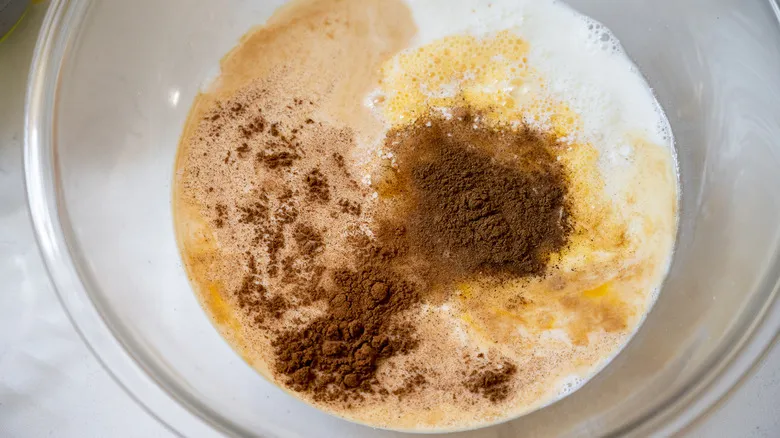 Pudín de Pan: Receta Clásica y Sencilla para Aprovechar Pan Añejo sin Desperdicio