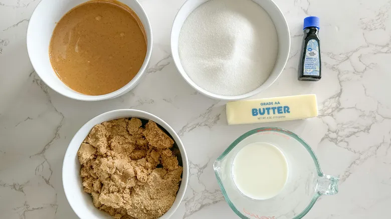 Fudge de Mantequilla de Cacahuete Clásico: La Receta Irresistible para un Postre Casero