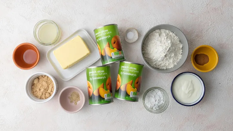 Receta de Cobbler de Durazno con Cardamomo: Un Postre Casero Irresistible y Fácil