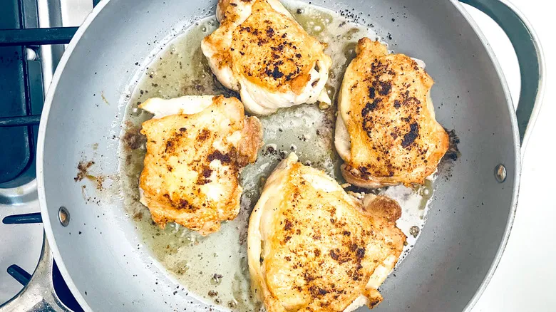 Receta de Fricasé de Pollo Cubano: Tradición y Sabor Auténtico en Casa