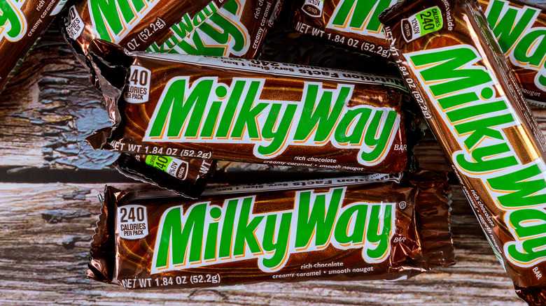 Receta de Galletas Caseras de Chocolate y Caramelo: Un Postre Fácil y Derretido