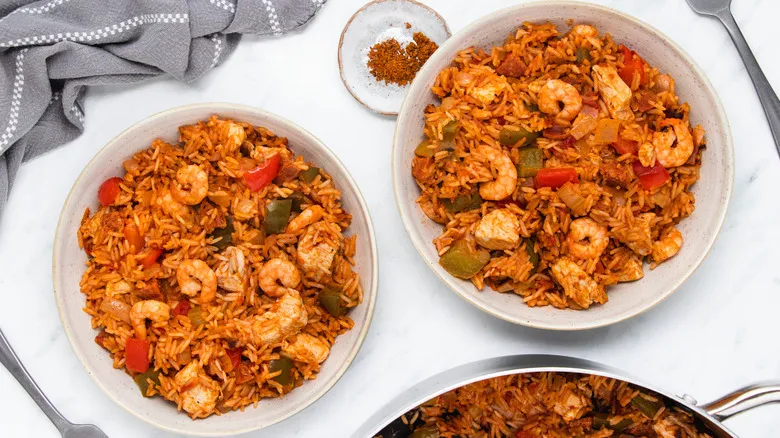 Receta de Jambalaya Sustanciosa: Un Clásico sureño para Deleitar a Todos