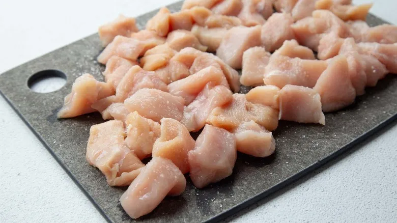 Receta de Pollo Popcorn Casero Crujiente: Preparación Fácil en Freidora de Aire