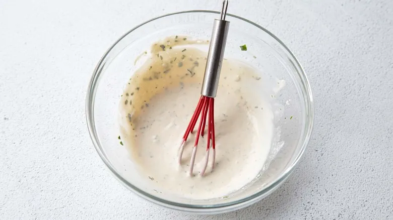 Receta de Sándwich de Pollo a la Parrilla al Estilo César: La Evolución de un Clásico