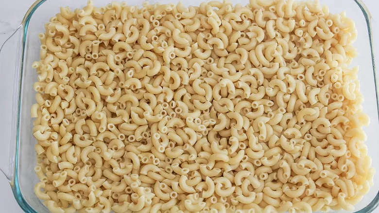 Receta Definitiva de Macarrones con Queso Horneados: Cremosos y Perfectos