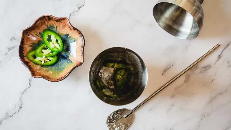 Receta Definitiva de Margarita Picante: El Arte de Preparar el Cóctel Perfecto en Casa