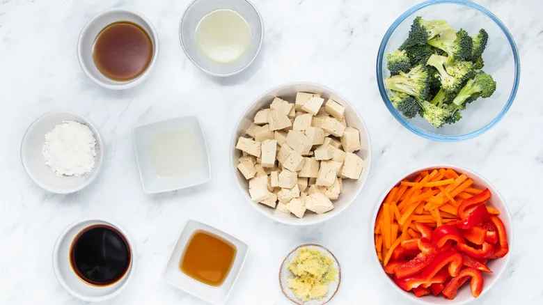 Salteado Vegano de Tofu Crujiente: Receta Fácil y Saludable para Toda la Semana