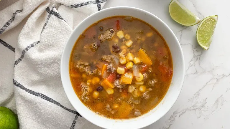 Sopas Caseras Esenciales: Calidez y Sabor para Cualquier Momento del Año