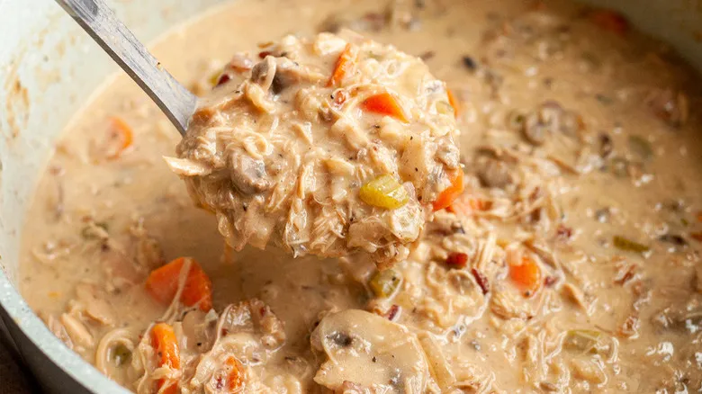 Sopas Caseras Esenciales: Calidez y Sabor para Cualquier Momento del Año